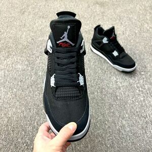 Jordan 4 retro SE black canvas